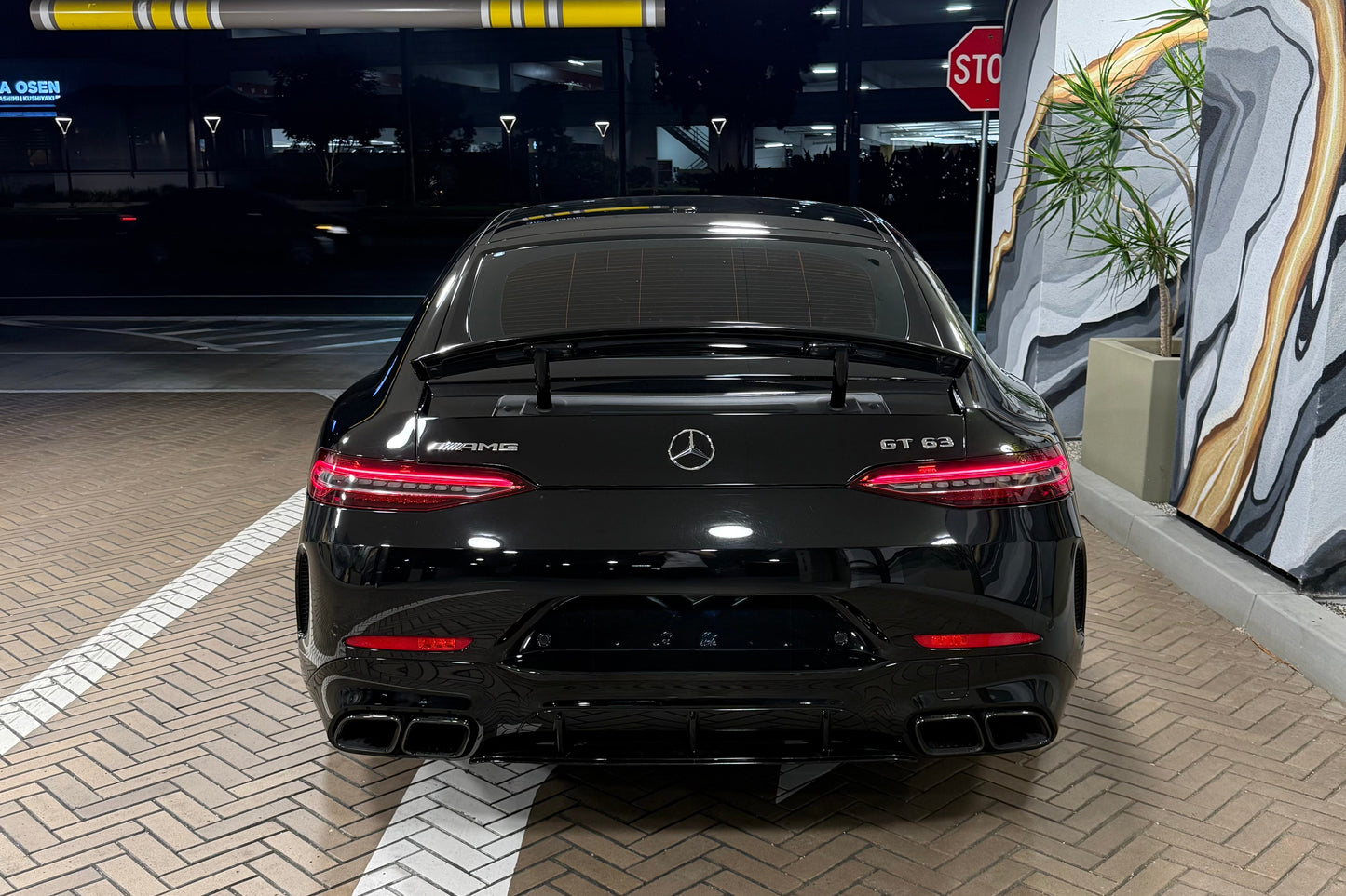2021 AMG GT63