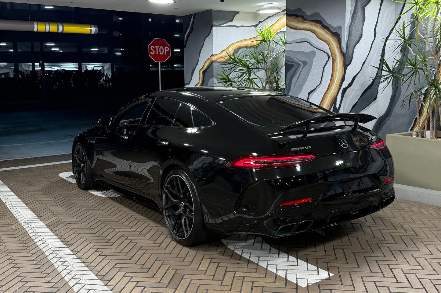 2021 AMG GT63