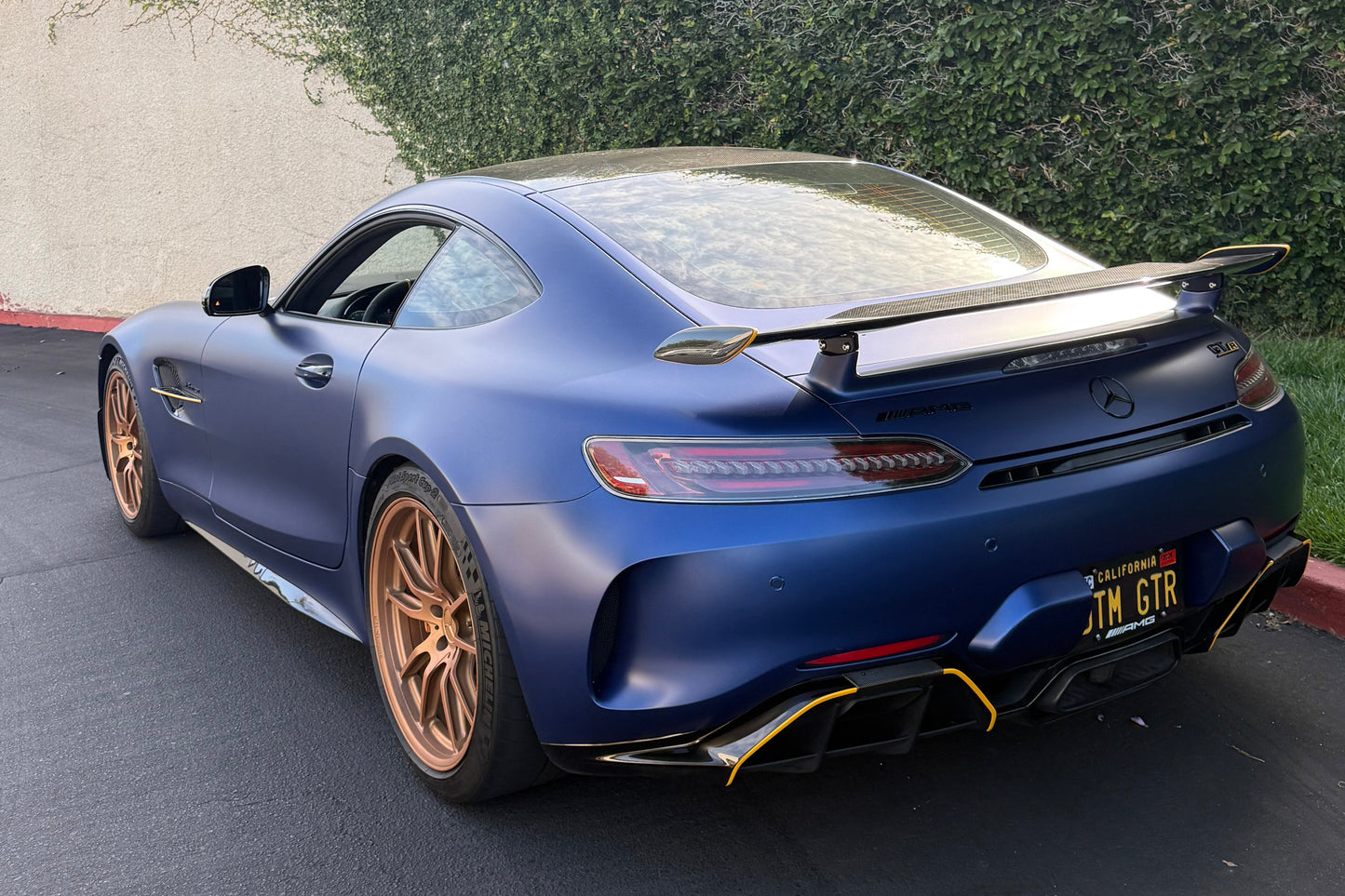 Mercedes Benz AMG GTR